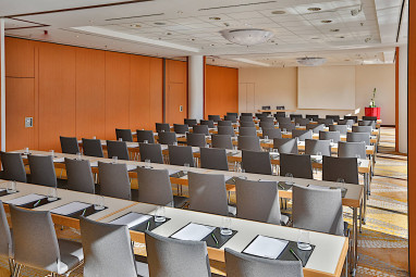 Courtyard by Marriott Düsseldorf Hafen: Salle de réunion