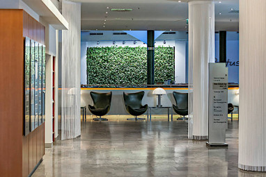 Dorint Kongresshotel Düsseldorf/Neuss: Lobby