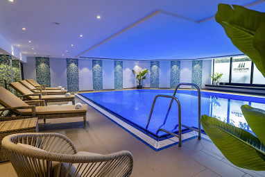 Maritim Hotel Darmstadt: Pool