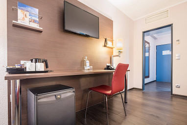 Airways Hotel Frankfurt Airport West: Zimmer