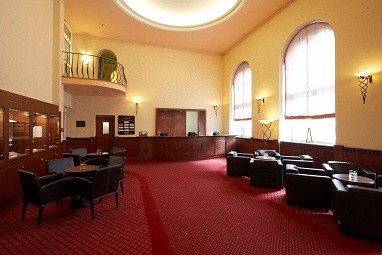 IntercityHotel München: Hall