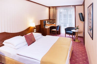 BEST WESTERN PREMIER Grand Hotel Russischer Hof: Chambre