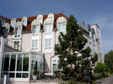 Tagungszentrum Gunzenhausen / Parkhotel Altmühltal: Exterior View