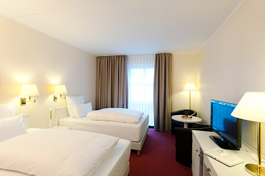 Courtyard by Marriott Magdeburg: Hall