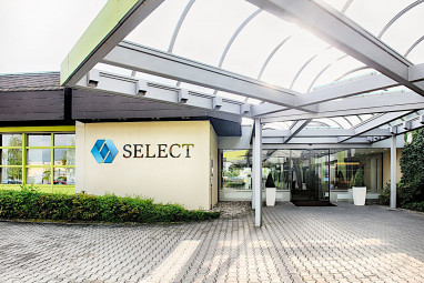 Select Hotel Erlangen: Außenansicht