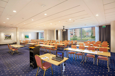 H+ Hotel & SPA Engelberg: Sala de conferencia