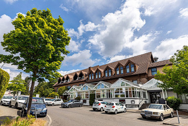 Select Hotel Elisenhof: Exterior View