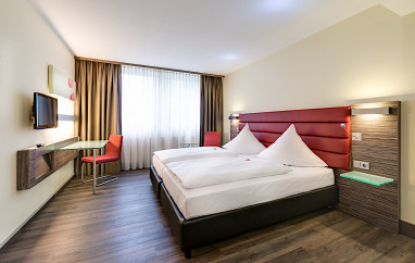 NOVINA HOTEL Wöhrdersee Nürnberg City: Zimmer