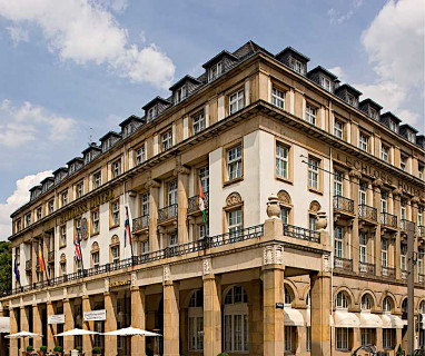 Schlosshotel Karlsruhe: Buitenaanzicht