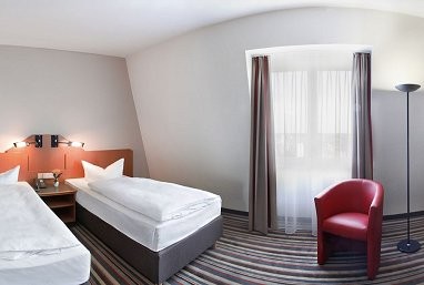 H+ Hotel Leipzig: Habitación