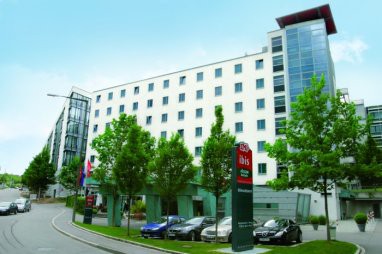 Ibis Stuttgart City: Vue extérieure