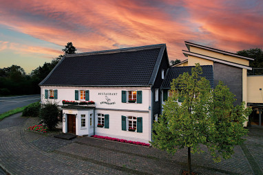 Krummenweg Landhotel: Vista exterior