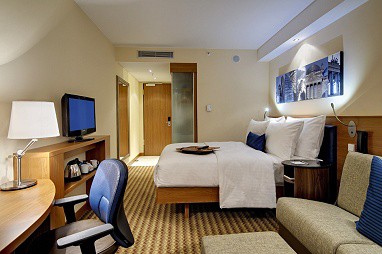 Hampton by Hilton Berlin City West : Kamer