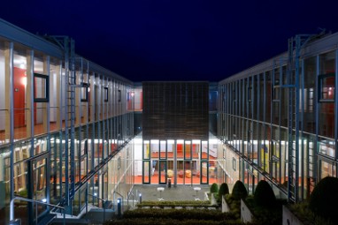 Collegium Glashütten - Zentrum für Kommunikation: Vista exterior