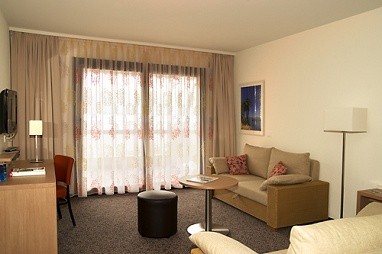 H4 Hotel Arcadia Locarno: Room
