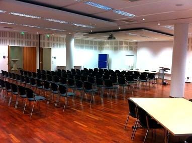 Conference Area Brune Immobilien : Meeting Room