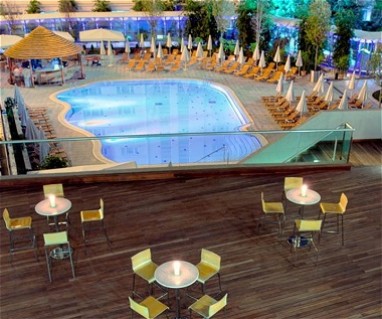 Radisson Blu Hotel Bucharest: Piscine