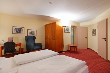 AZIMUT Hotel Nürnberg: Kamer