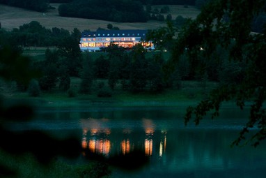 Stausee-Hotel Klose: Vista exterior