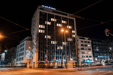 me and all hotel düsseldorf - part of JdV by Hyatt: Vista exterior