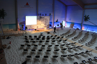 Indoor Beach Center: Sala de conferencia