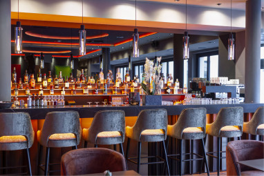 Qube Hotel Bahnstadt : Bar/Lounge