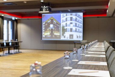 Qube Hotel Bahnstadt : Meeting Room