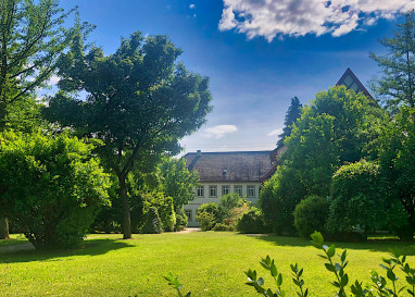 Schloss Sennfeld - Schloss Akademie & Eventlocation: Außenansicht