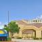 Days Inn & Suites by Wyndham St. Louis/Westport Plaza